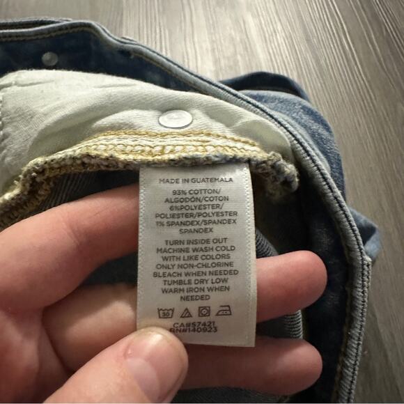 Loft Light Wash Mid Rise Distressed The Curvy Jegging Skinny Jeans Size 0/25 - Picture 8 of 12